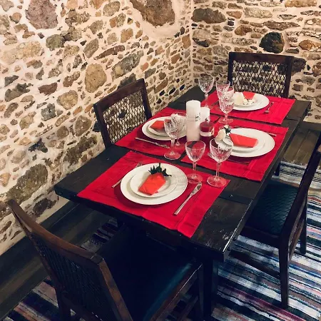Areti'S Traditional House Apollona Exterior photo