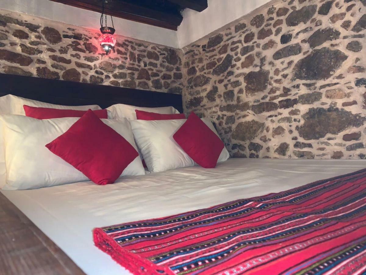 Areti's Traditional House Country house